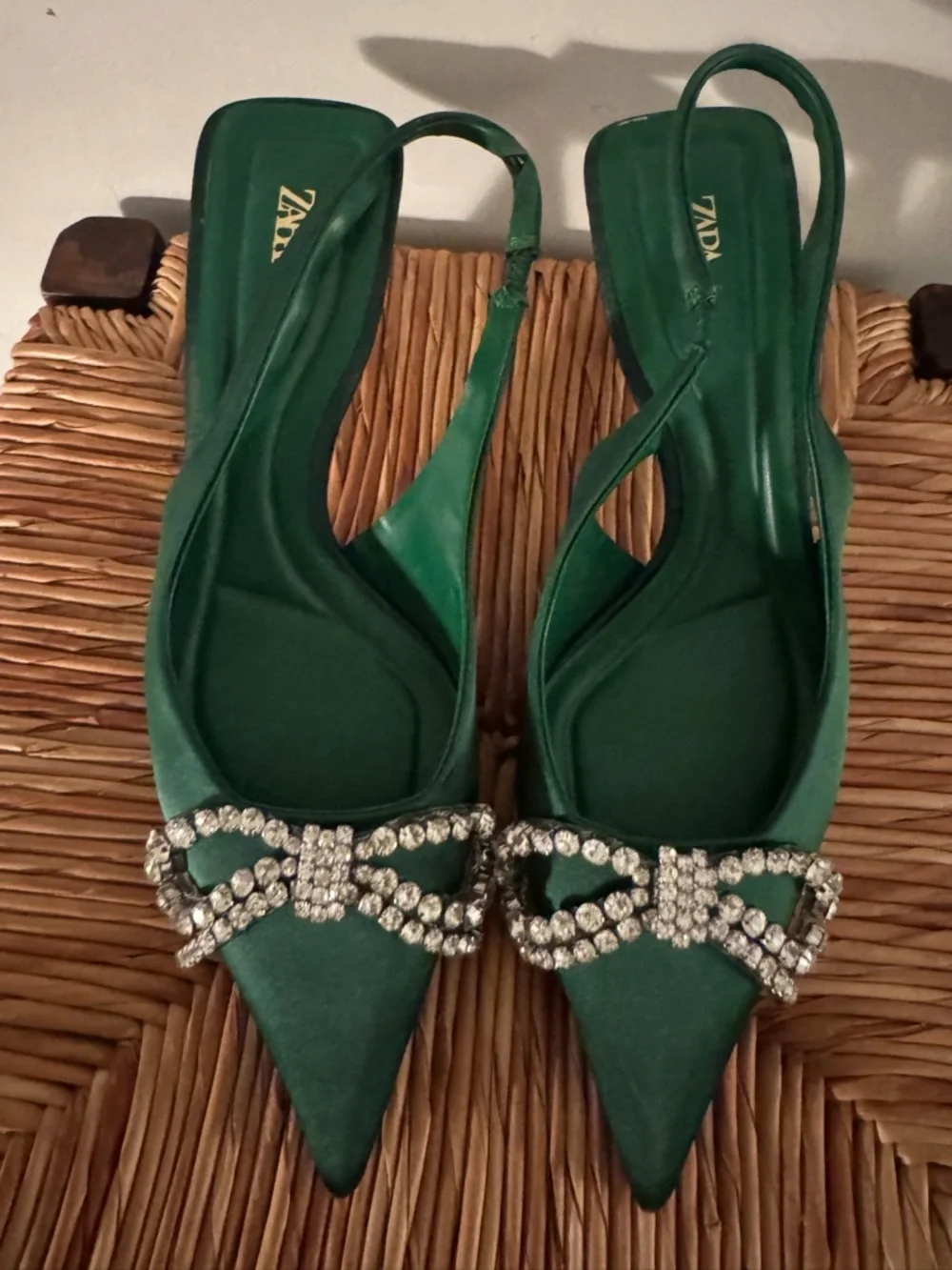 Zara Emerald Green Satin Slingback Heels with Crystal Bow size 38 - Picture 3 of 8